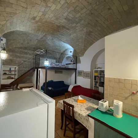 Royal House At The Center Apartment