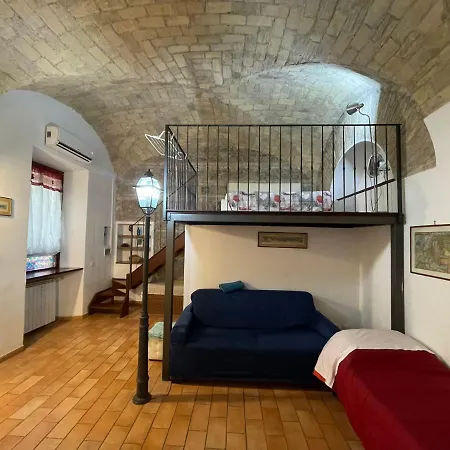 Royal House At The Center Roma